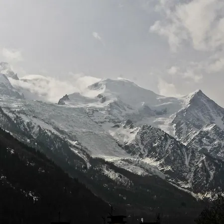 Luxurious With Swimming Pool Amidst The Rhone Alps Appartamento *
