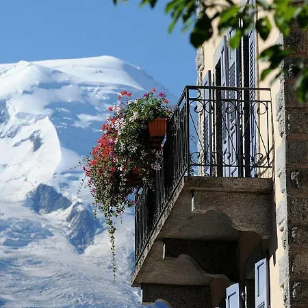 Luxurious With Swimming Pool Amidst The Rhone Alps